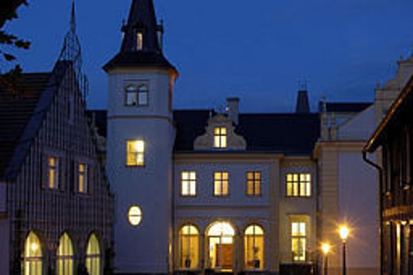 Schloss & Gut Liebenberg (Löwenberger Land)